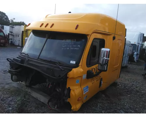 FREIGHTLINER CASCADIA 125 CAB