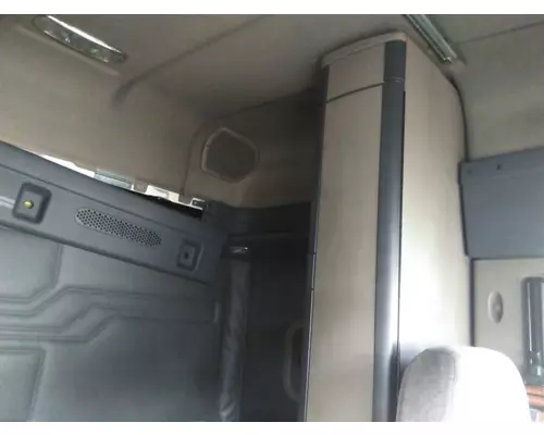 FREIGHTLINER CASCADIA 125 CAB