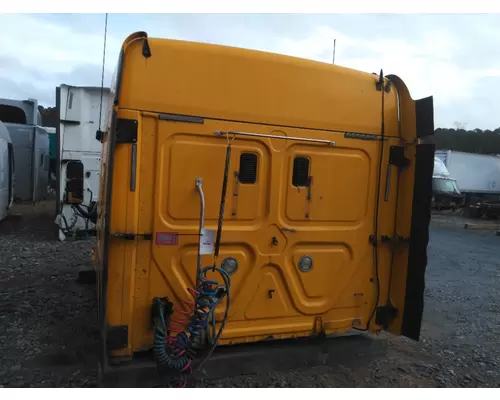 FREIGHTLINER CASCADIA 125 CAB