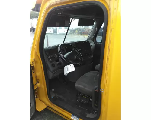 FREIGHTLINER CASCADIA 125 CAB