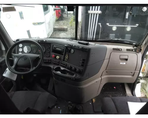 FREIGHTLINER CASCADIA 125 CAB