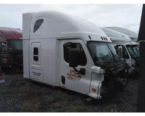 FREIGHTLINER CASCADIA 125 CAB