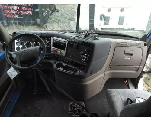 FREIGHTLINER CASCADIA 125 CAB