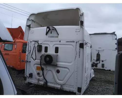 FREIGHTLINER CASCADIA 125 CAB