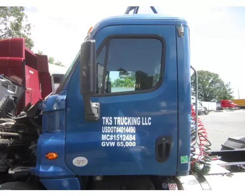 FREIGHTLINER CASCADIA 125 CAB