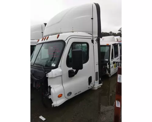 FREIGHTLINER CASCADIA 125 CAB