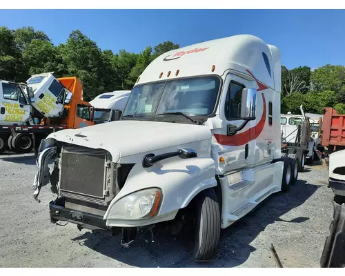 FREIGHTLINER CASCADIA 125 CAB