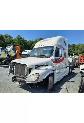 FREIGHTLINER CASCADIA 125 CAB