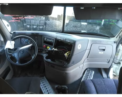 FREIGHTLINER CASCADIA 125 CAB