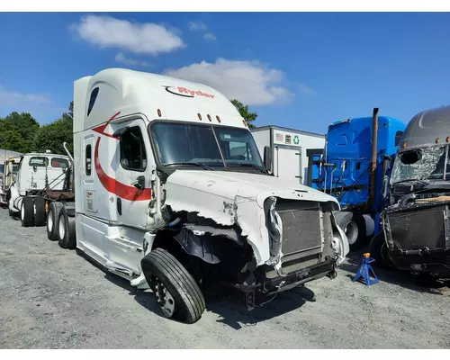 FREIGHTLINER CASCADIA 125 CAB