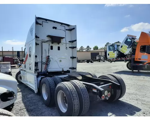 FREIGHTLINER CASCADIA 125 CAB