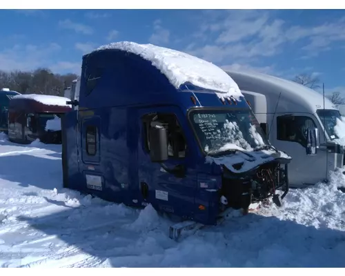 FREIGHTLINER CASCADIA 125 CAB