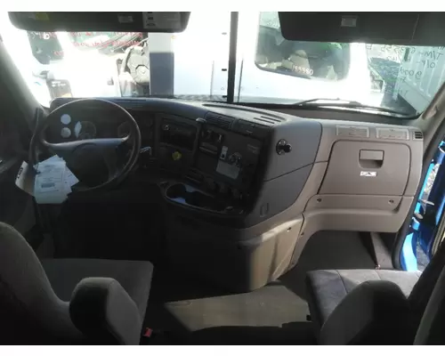 FREIGHTLINER CASCADIA 125 CAB