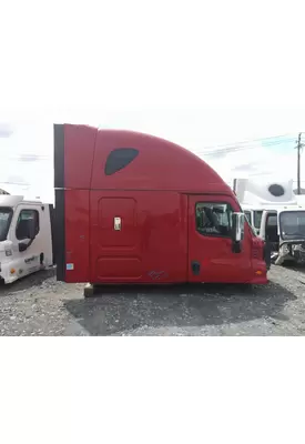 FREIGHTLINER CASCADIA 125 CAB