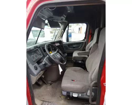 FREIGHTLINER CASCADIA 125 CAB