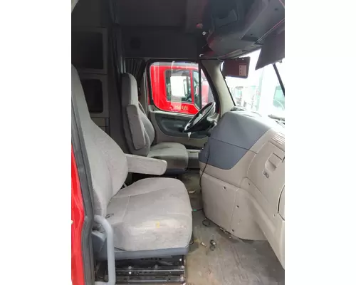 FREIGHTLINER CASCADIA 125 CAB