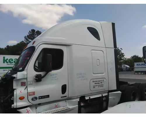 FREIGHTLINER CASCADIA 125 CAB