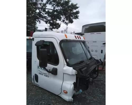 FREIGHTLINER CASCADIA 125 CAB