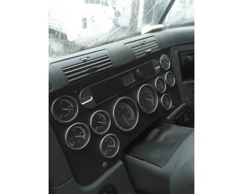 FREIGHTLINER CASCADIA 125 CAB