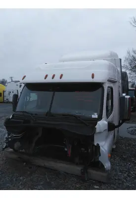 FREIGHTLINER CASCADIA 125 CAB