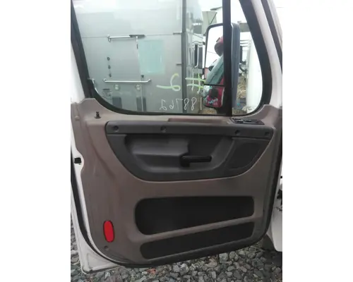 FREIGHTLINER CASCADIA 125 CAB