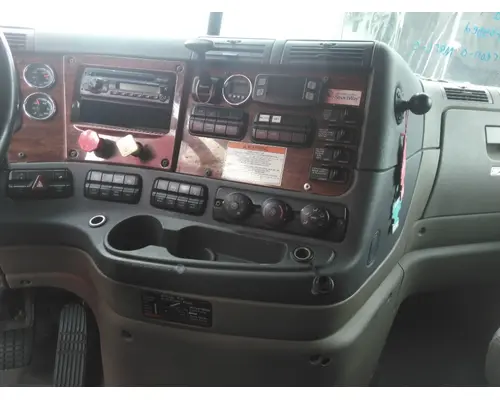FREIGHTLINER CASCADIA 125 CAB