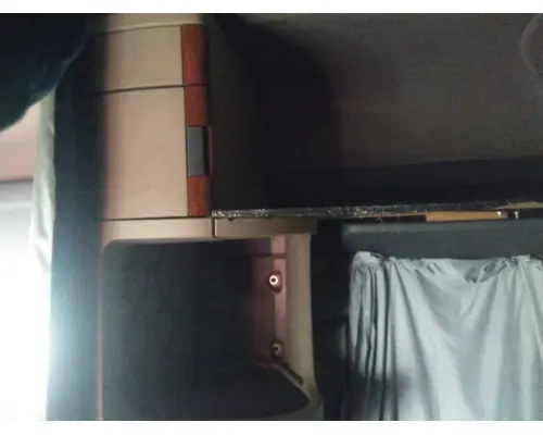 FREIGHTLINER CASCADIA 125 CAB