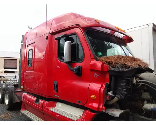 FREIGHTLINER CASCADIA 125 CAB