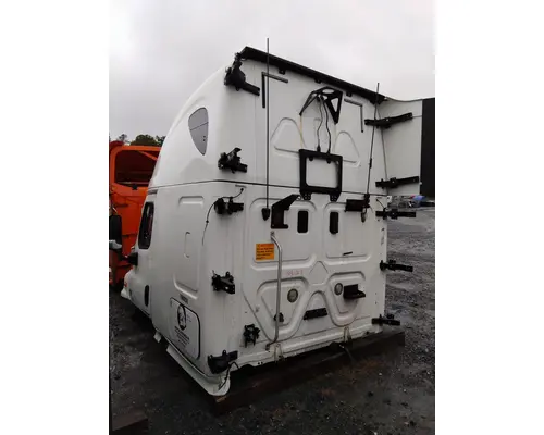 FREIGHTLINER CASCADIA 125 CAB