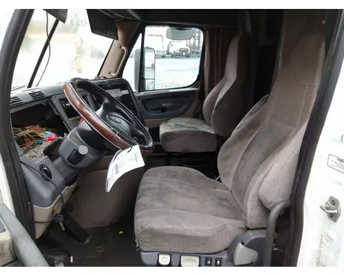 FREIGHTLINER CASCADIA 125 CAB