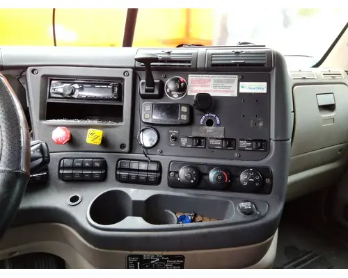 FREIGHTLINER CASCADIA 125 CAB