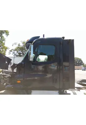 FREIGHTLINER CASCADIA 125 CAB