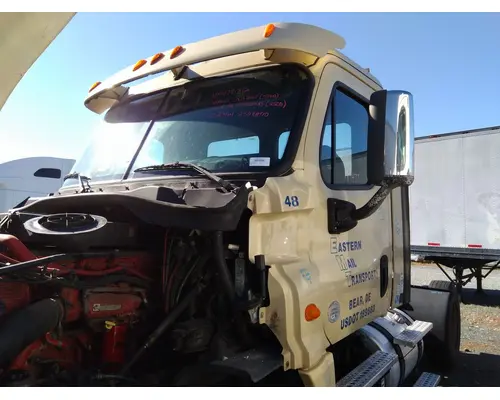 FREIGHTLINER CASCADIA 125 CAB