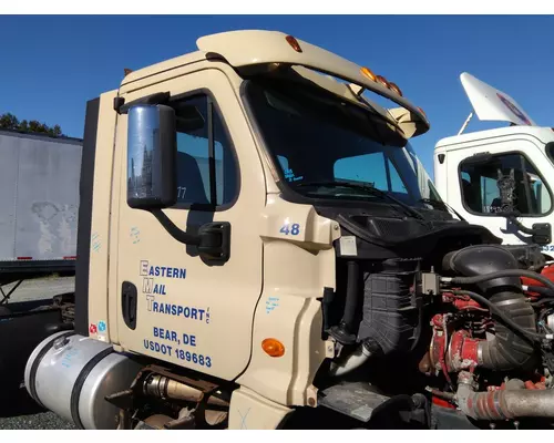 FREIGHTLINER CASCADIA 125 CAB