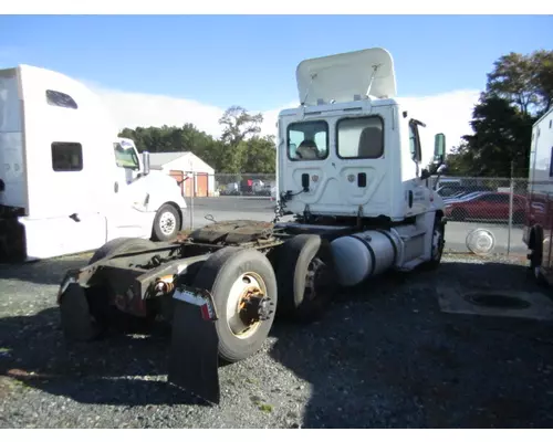 FREIGHTLINER CASCADIA 125 CAB