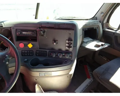 FREIGHTLINER CASCADIA 125 CAB