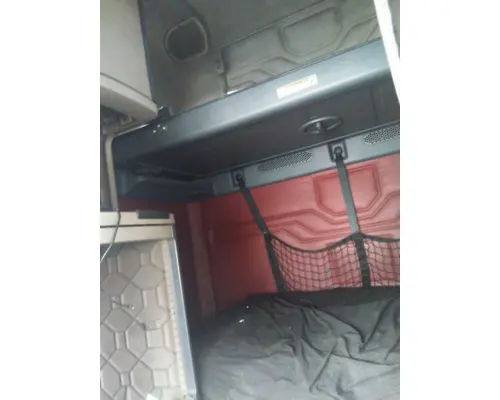 FREIGHTLINER CASCADIA 125 CAB