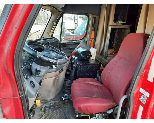 FREIGHTLINER CASCADIA 125 CAB