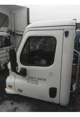 FREIGHTLINER CASCADIA 125 CAB