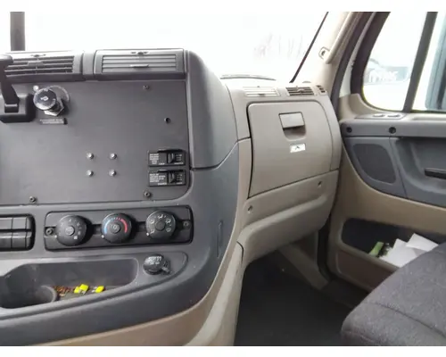 FREIGHTLINER CASCADIA 125 CAB