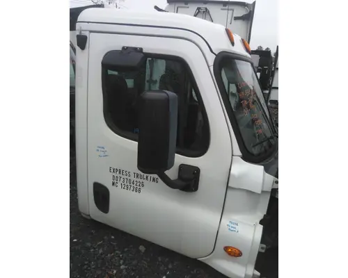 FREIGHTLINER CASCADIA 125 CAB
