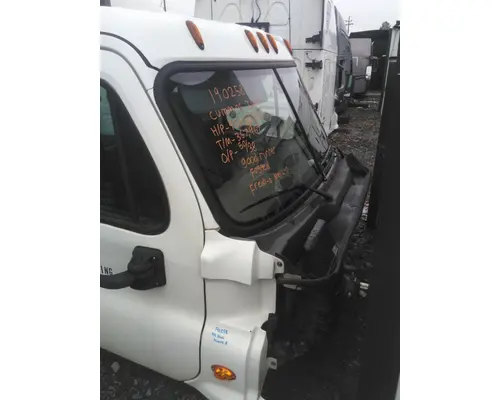 FREIGHTLINER CASCADIA 125 CAB