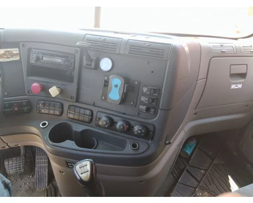 FREIGHTLINER CASCADIA 125 CAB