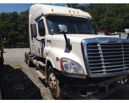 FREIGHTLINER CASCADIA 125 CAB