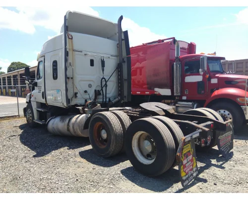 FREIGHTLINER CASCADIA 125 CAB