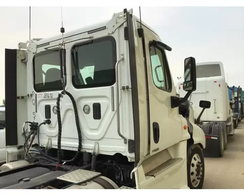 FREIGHTLINER CASCADIA 125 CAB