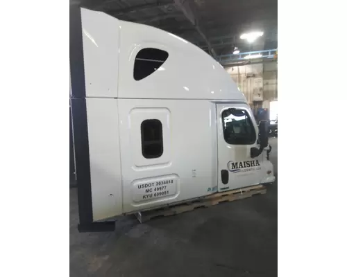 FREIGHTLINER CASCADIA 125 CAB