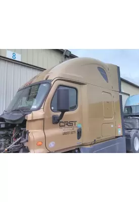 FREIGHTLINER CASCADIA 125 CAB