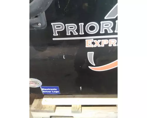FREIGHTLINER CASCADIA 125 CAB