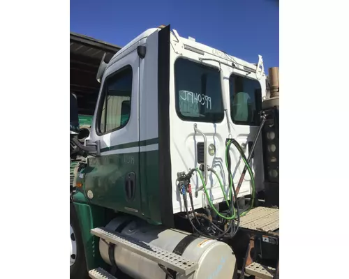 FREIGHTLINER CASCADIA 125 CAB